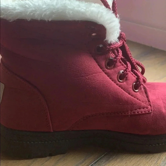 SQL Faux Fur Lined Suede Booties Boots Size 5 New - Picture 6 of 8